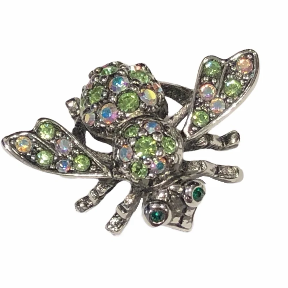 JOAN RIVERS CLEAR AURORA BOREALIS & GREEN CRYSTALS SILVER TONE BUMBLEBEE BROOCH